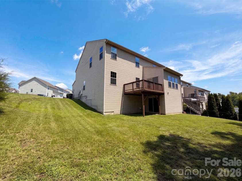 2275 Stone Pile Drive, Concord, NC 28025.  MLS# CAR4402404, YatesRealty ID 40262. 