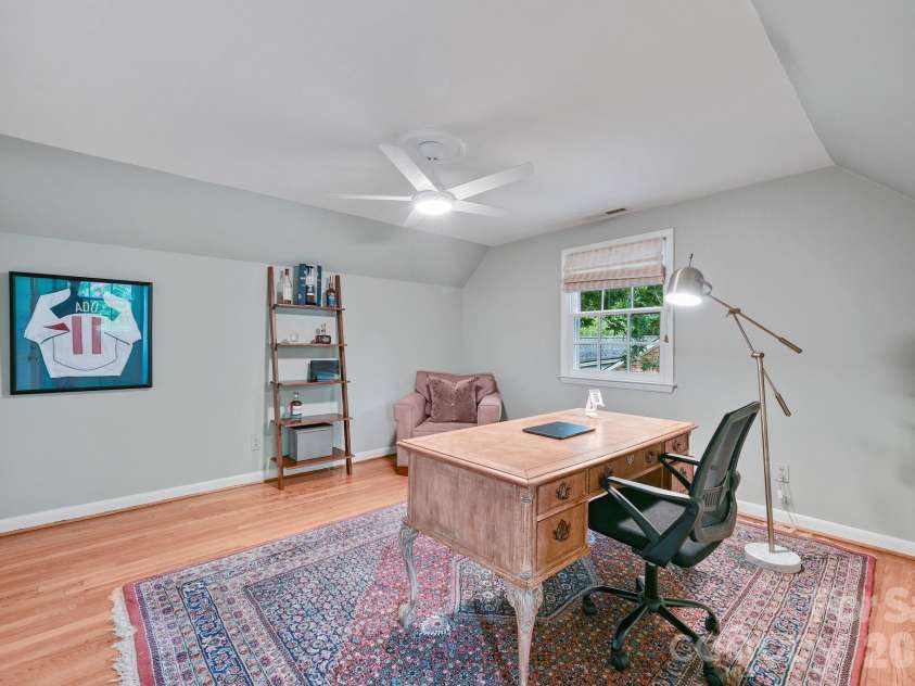 1300 Brockton Lane, Charlotte, NC 28226.  MLS# CAR4407307, YatesRealty ID 40264. 