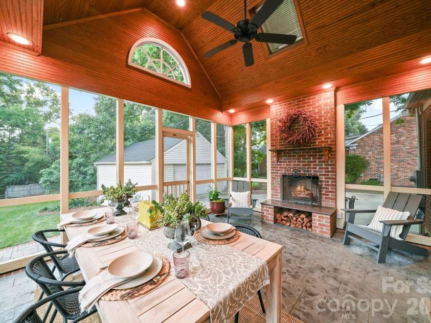 1300 Brockton Lane, Charlotte, NC 28226.  MLS# CAR4407307, YatesRealty ID 40264. 