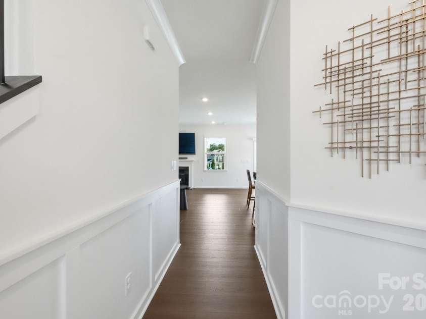 8625 Bridgegate Drive, Huntersville, NC 28078.  MLS# CAR4406961, YatesRealty ID 40265. 