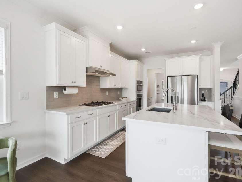 8625 Bridgegate Drive, Huntersville, NC 28078.  MLS# CAR4406961, YatesRealty ID 40265. 