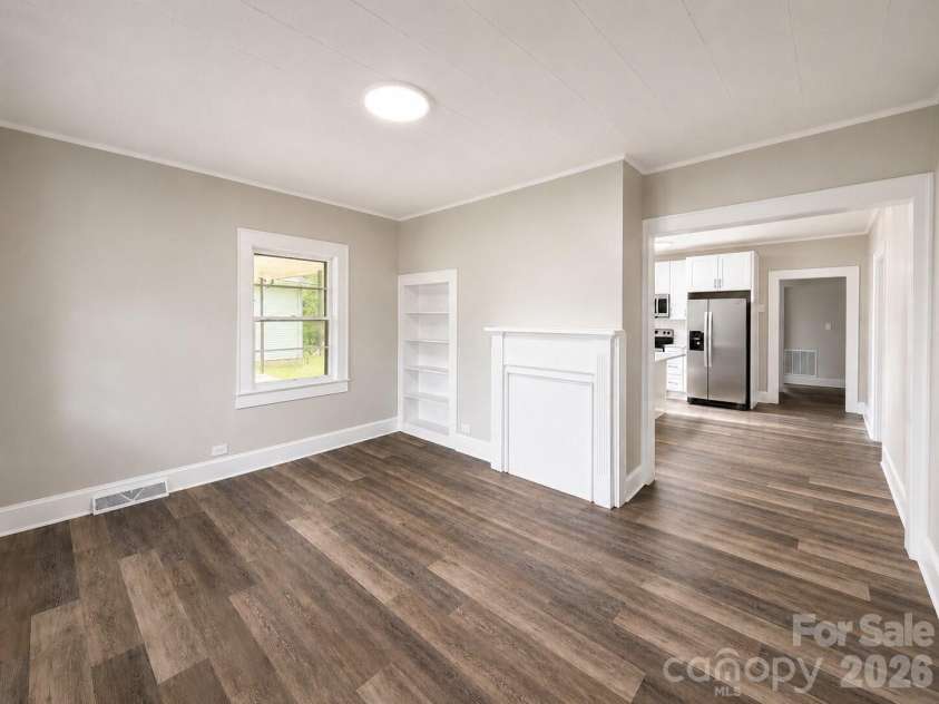 113 Mountain View Street, Morganton, NC 28655.  MLS# CAR4407157, YatesRealty ID 40267. 