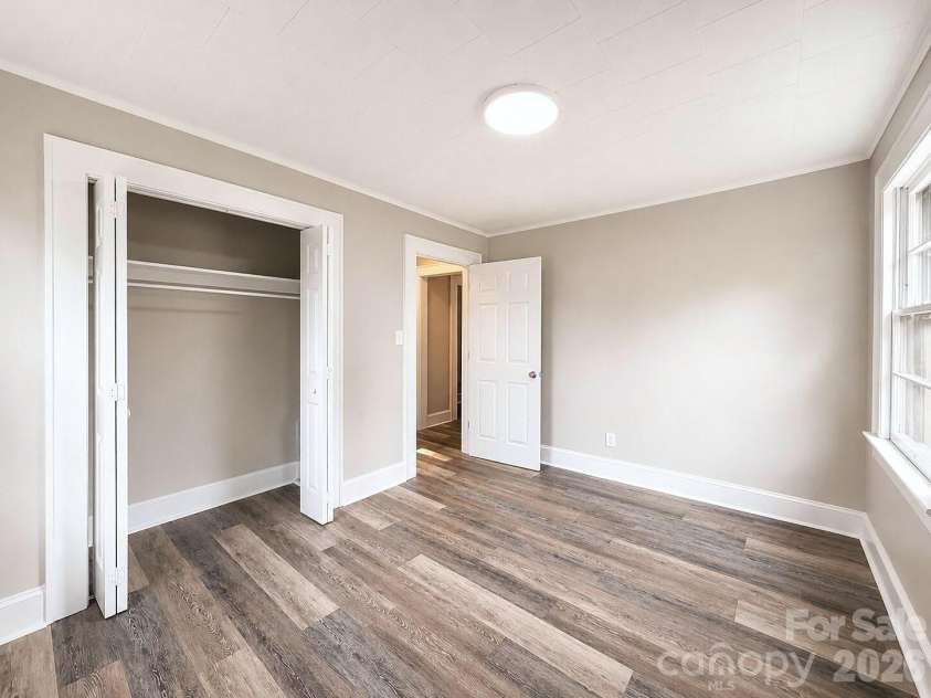 113 Mountain View Street, Morganton, NC 28655.  MLS# CAR4427591, YatesRealty ID 40267. 