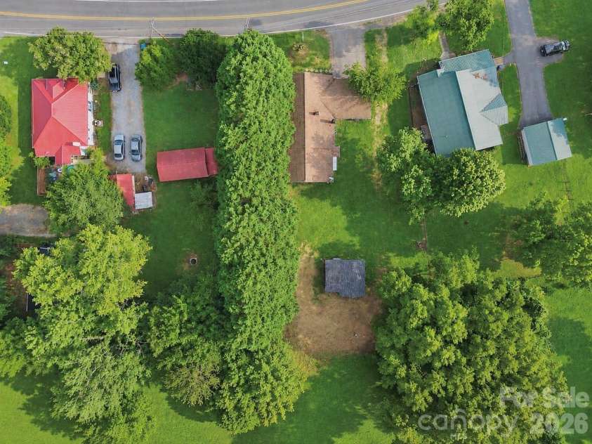 113 Mountain View Street, Morganton, NC 28655.  MLS# CAR4427591, YatesRealty ID 40267. 