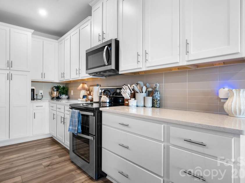 4455 Reed Creek Drive, Sherrills Ford, NC 28673.  MLS# CAR4413608, YatesRealty ID 40268. 