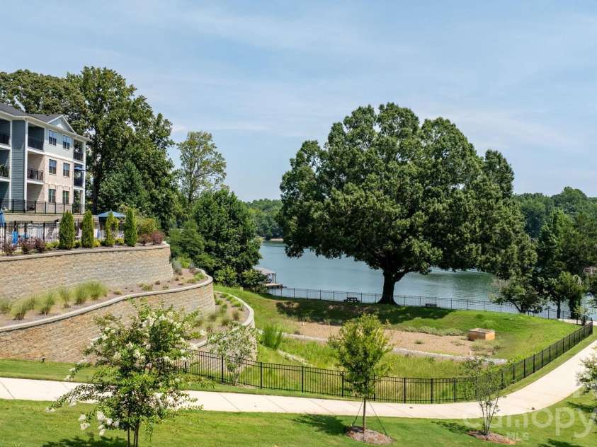 4455 Reed Creek Drive, Sherrills Ford, NC 28673.  MLS# CAR4413608, YatesRealty ID 40268. 