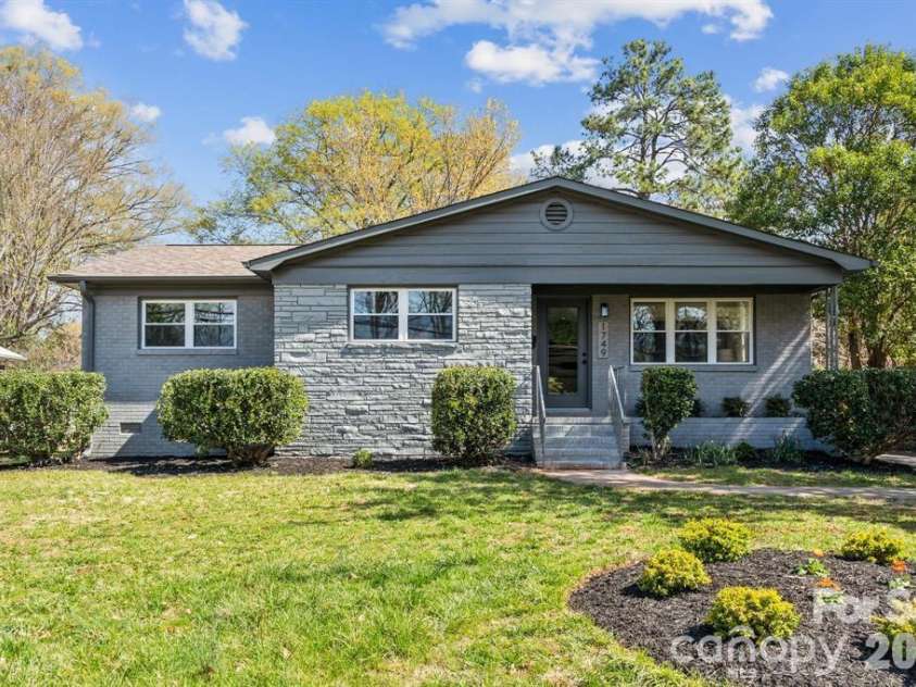 1749 Archdale Drive, Charlotte, NC 28210.  MLS# CAR4357388, YatesRealty ID 4027. 