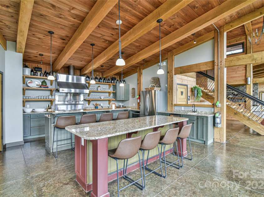 401 Moonbeam Crossing, Marshall, NC 28753.  MLS# CAR4241543, YatesRealty ID 4027. 