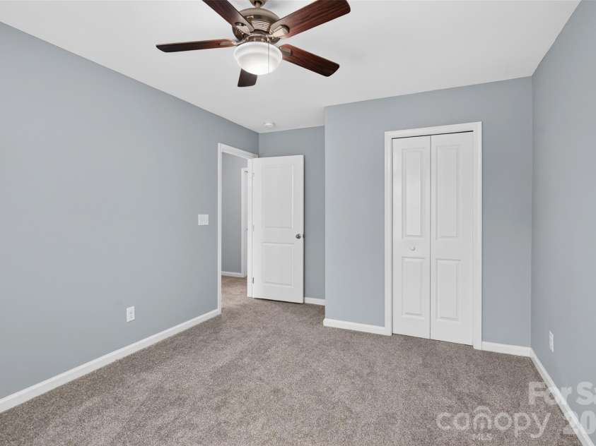 1648 Hooper Court, Charlotte, NC 28212.  MLS# CAR4408501, YatesRealty ID 40270. 
