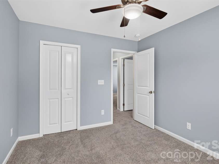 1648 Hooper Court, Charlotte, NC 28212.  MLS# CAR4408501, YatesRealty ID 40270. 