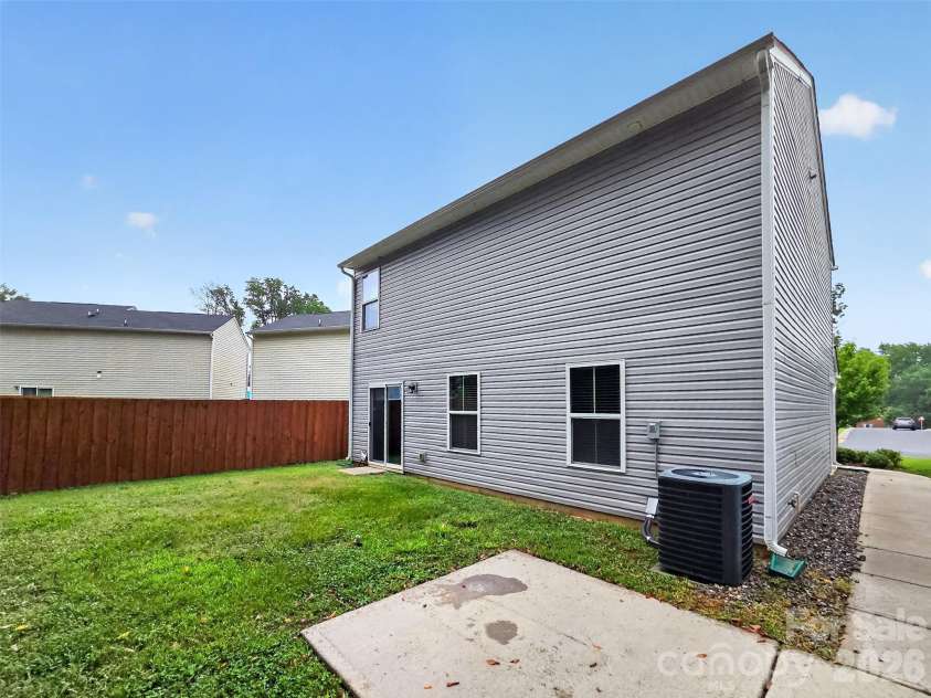 1648 Hooper Court, Charlotte, NC 28212.  MLS# CAR4408501, YatesRealty ID 40270. 