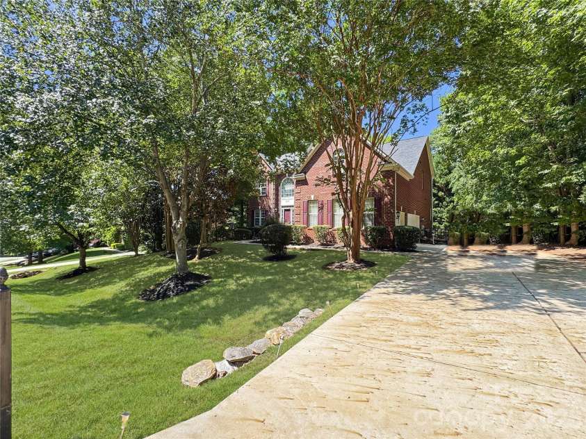 6119 Savannah Grace Lane, Huntersville, NC 28078.  MLS# CAR4406461, YatesRealty ID 40271. 
