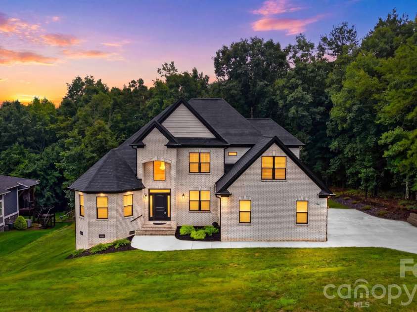 754 River Bend Drive, Granite Falls, NC 28630.  MLS# CAR4406342, YatesRealty ID 40272. 
