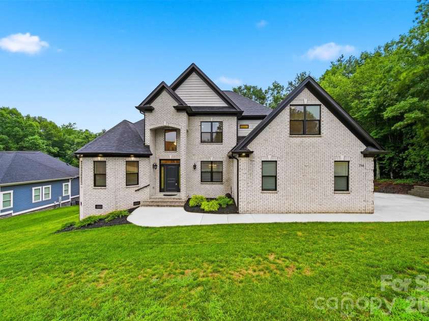 754 River Bend Drive, Granite Falls, NC 28630.  MLS# CAR4406342, YatesRealty ID 40272. 