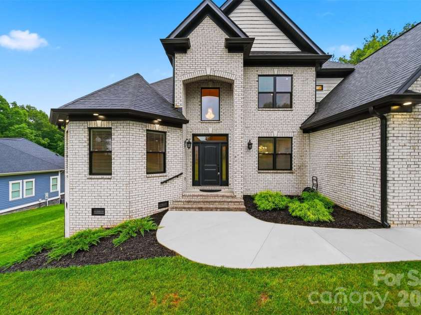 754 River Bend Drive, Granite Falls, NC 28630.  MLS# CAR4406342, YatesRealty ID 40272. 