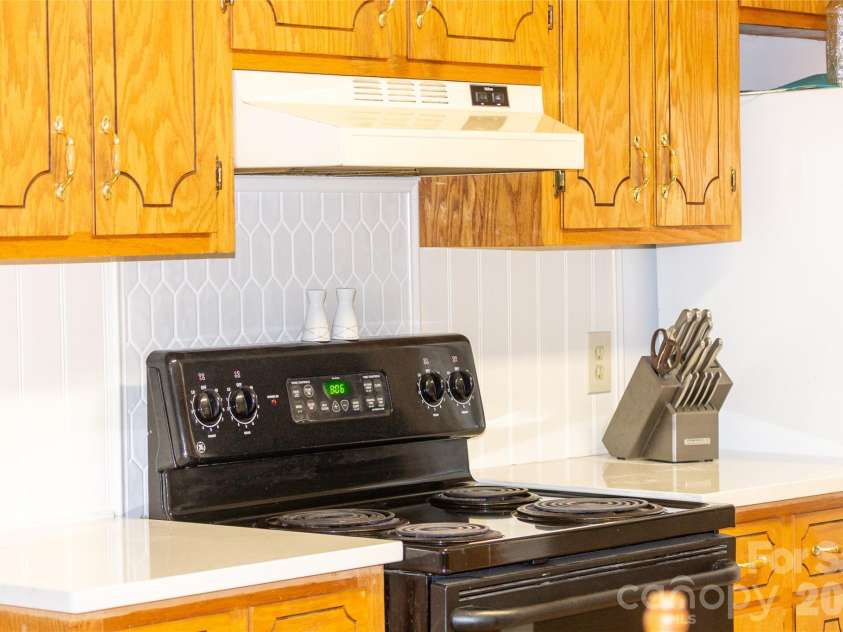 2889 Shiloh Unity Road, Lancaster, SC 29720.  MLS# CAR4402120, YatesRealty ID 40274. 