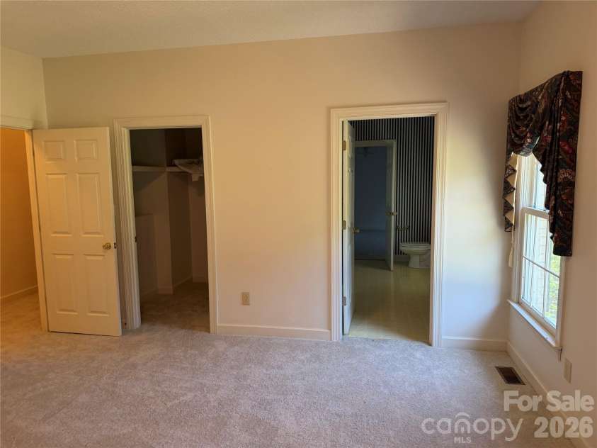 128 Temple Lane, Blacksburg, SC 29702.  MLS# CAR4391169, YatesRealty ID 40278. 