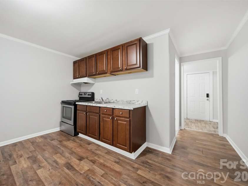 411 Orange Street, Shelby, NC 28150.  MLS# CAR4408504, YatesRealty ID 40281. 