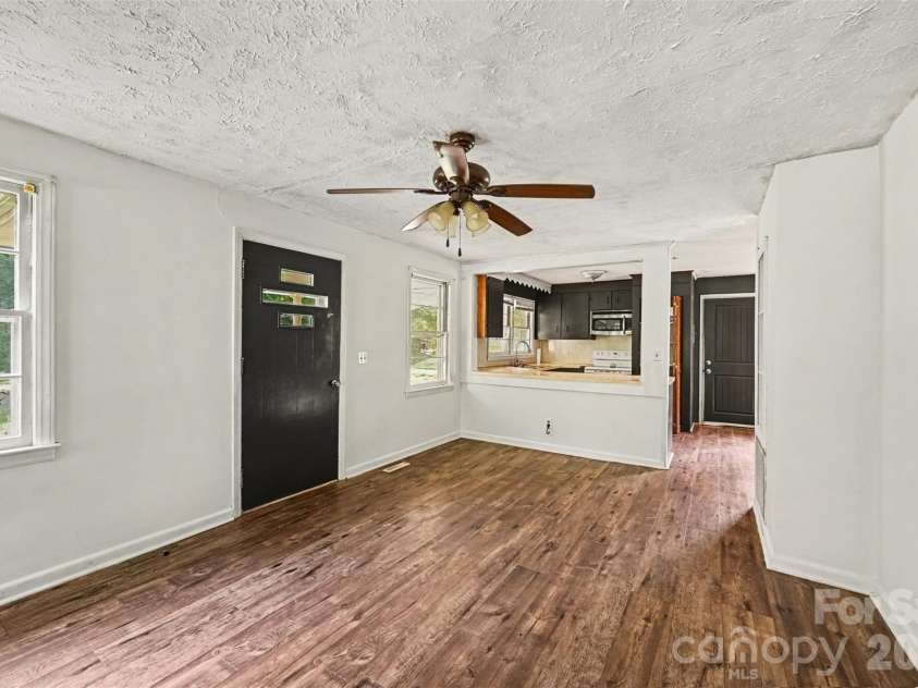 2333 Washburn Road, Shelby, NC 28150.  MLS# CAR4408534, YatesRealty ID 40286. 