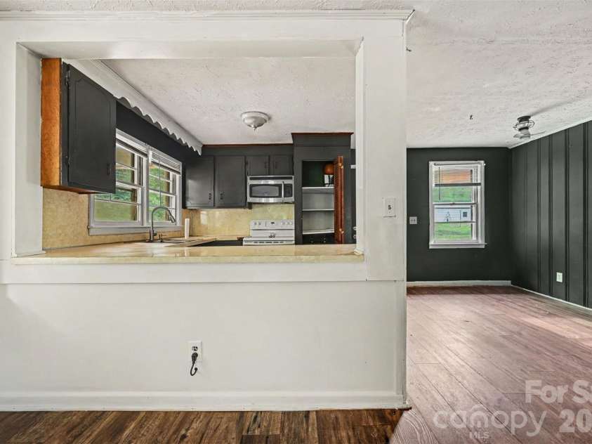 2333 Washburn Road, Shelby, NC 28150.  MLS# CAR4408534, YatesRealty ID 40286. 