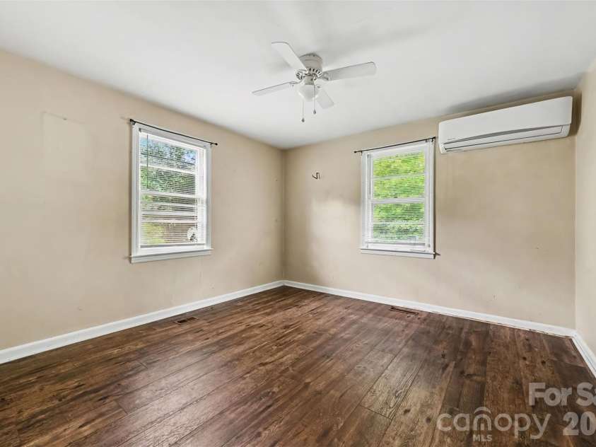 2333 Washburn Road, Shelby, NC 28150.  MLS# CAR4408534, YatesRealty ID 40286. 