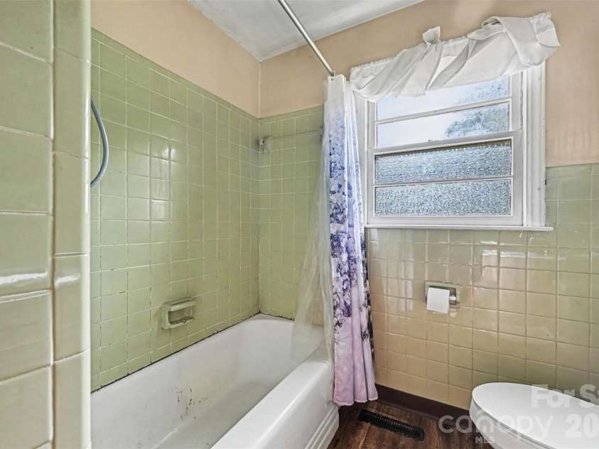 2333 Washburn Road, Shelby, NC 28150.  MLS# CAR4408534, YatesRealty ID 40286. 