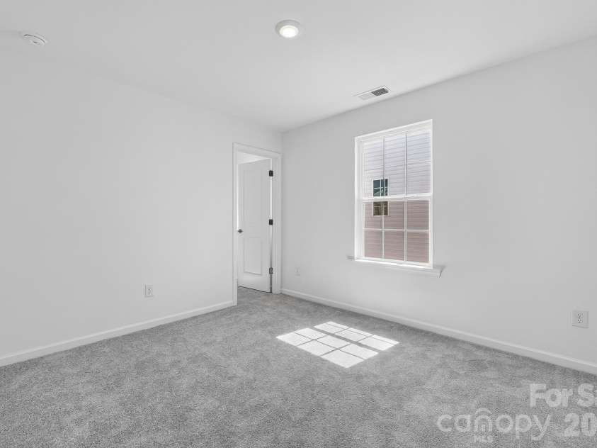 8121 McGarry Trail, Charlotte, NC 28214.  MLS# CAR4408988, YatesRealty ID 40288. 