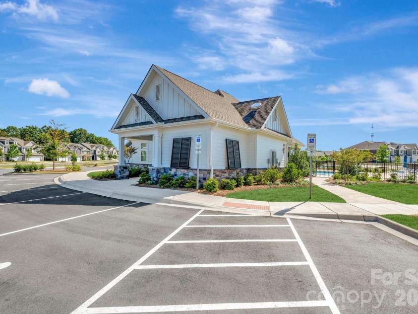 795 Kitfox Drive, Concord, NC 28027.  MLS# CAR4408927, YatesRealty ID 40289. Amenity