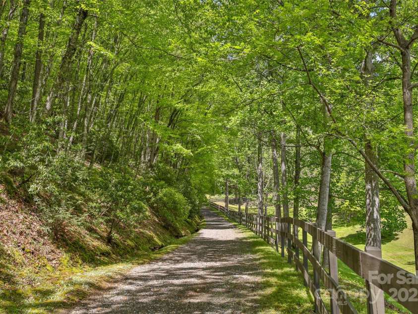 1283 Leafstone Circle, Sylva, NC 28779.  MLS# CAR4305776, YatesRealty ID 4029. 