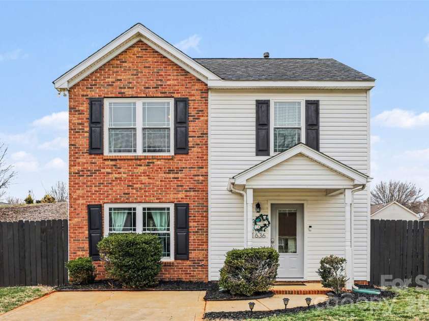 1636 Clooney Lane, Charlotte, NC 28262.  MLS# CAR4350925, YatesRealty ID 4029. 