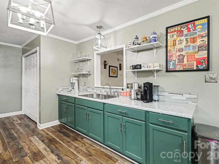 1636 Clooney Lane, Charlotte, NC 28262.  MLS# CAR4350925, YatesRealty ID 4029. 