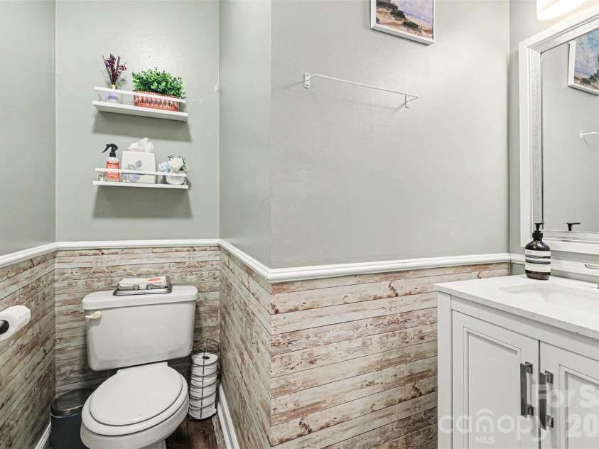 1636 Clooney Lane, Charlotte, NC 28262.  MLS# CAR4350925, YatesRealty ID 4029. 