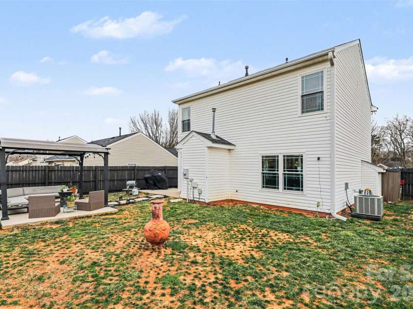 1636 Clooney Lane, Charlotte, NC 28262.  MLS# CAR4350925, YatesRealty ID 4029. 