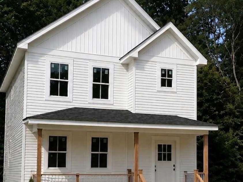 107 Price Street, Mount Holly, NC 28120.  MLS# CAR4409017, YatesRealty ID 40297. 