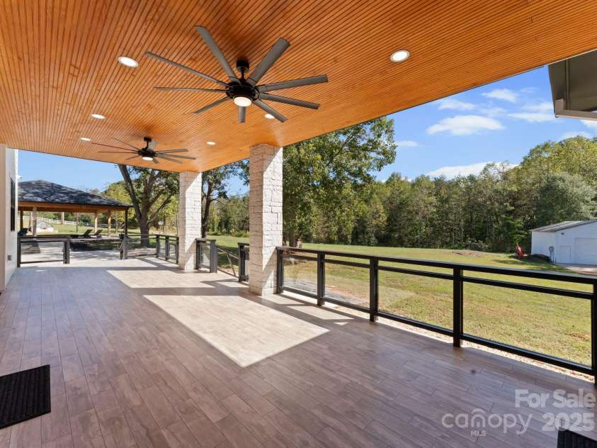 116 Bent Twig Drive, Statesville, NC 28677.  MLS# CAR4315831, YatesRealty ID 403. 