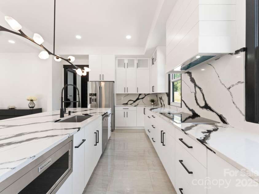 116 Bent Twig Drive, Statesville, NC 28677.  MLS# CAR4315831, YatesRealty ID 403. 