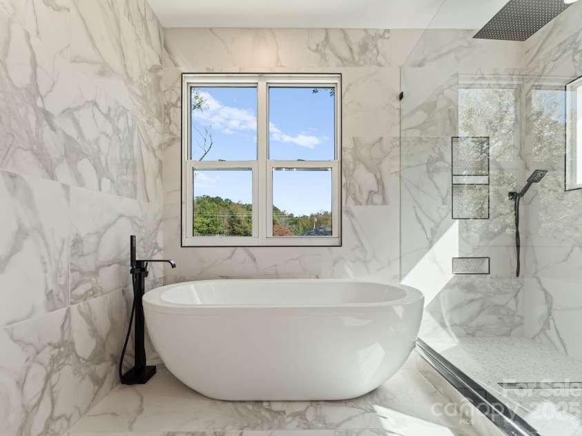 116 Bent Twig Drive, Statesville, NC 28677.  MLS# CAR4315831, YatesRealty ID 403. 