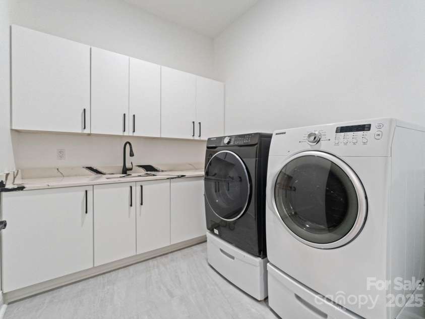 116 Bent Twig Drive, Statesville, NC 28677.  MLS# CAR4315831, YatesRealty ID 403. 