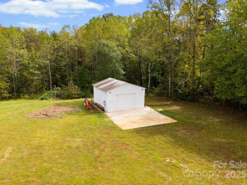 116 Bent Twig Drive, Statesville, NC 28677.  MLS# CAR4315831, YatesRealty ID 403. 