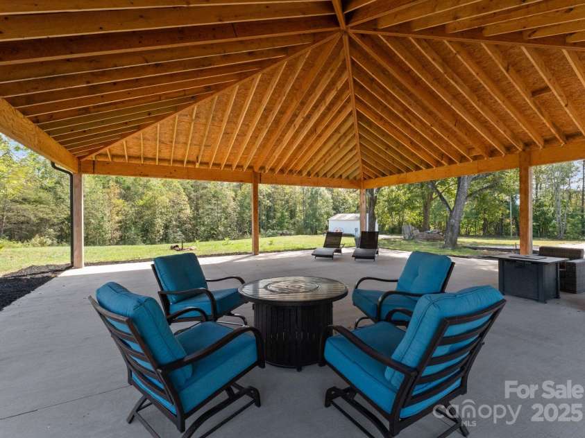 116 Bent Twig Drive, Statesville, NC 28677.  MLS# CAR4315831, YatesRealty ID 403. 