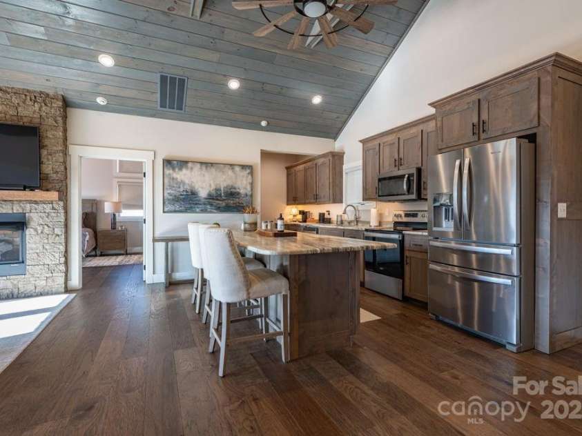 92 Grouseberry Drive, Banner Elk, NC 28604.  MLS# CAR4242581, YatesRealty ID 4030. 