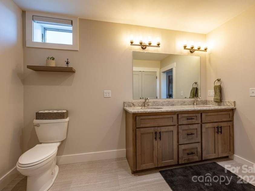 92 Grouseberry Drive, Banner Elk, NC 28604.  MLS# CAR4242581, YatesRealty ID 4030. 