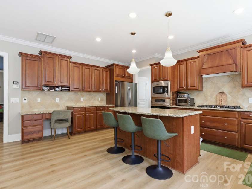 5098 Cressingham Drive, Fort Mill, SC 29707.  MLS# CAR4408612, YatesRealty ID 40307. 