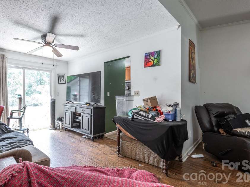 6718 Pueblo Lane, Charlotte, NC 28227.  MLS# CAR4408555, YatesRealty ID 40308. 