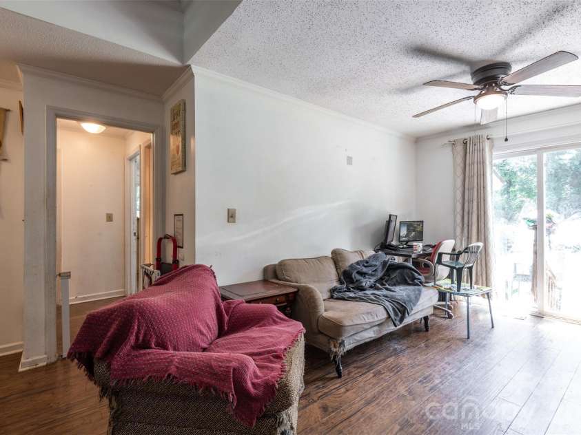 6718 Pueblo Lane, Charlotte, NC 28227.  MLS# CAR4408555, YatesRealty ID 40308. 