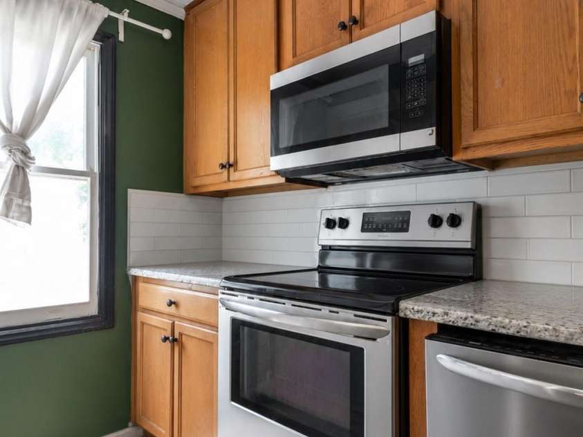 6718 Pueblo Lane, Charlotte, NC 28227.  MLS# CAR4408555, YatesRealty ID 40308. 