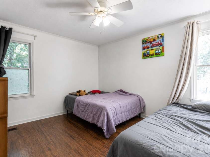6718 Pueblo Lane, Charlotte, NC 28227.  MLS# CAR4408555, YatesRealty ID 40308. 