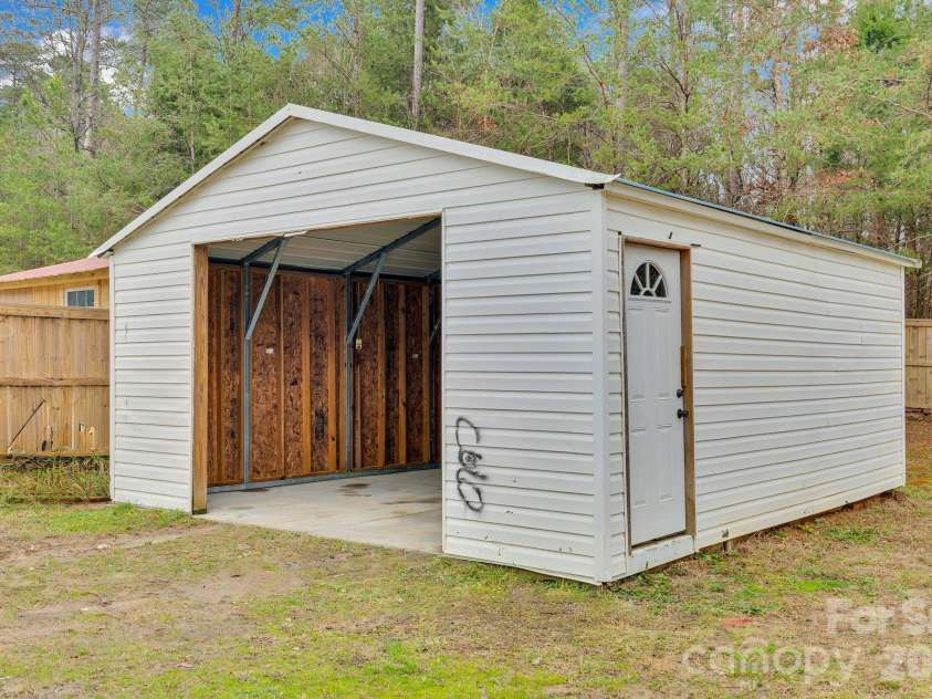 1317 Rachel Lane, Salisbury, NC 28147.  MLS# CAR4334985, YatesRealty ID 4031. 