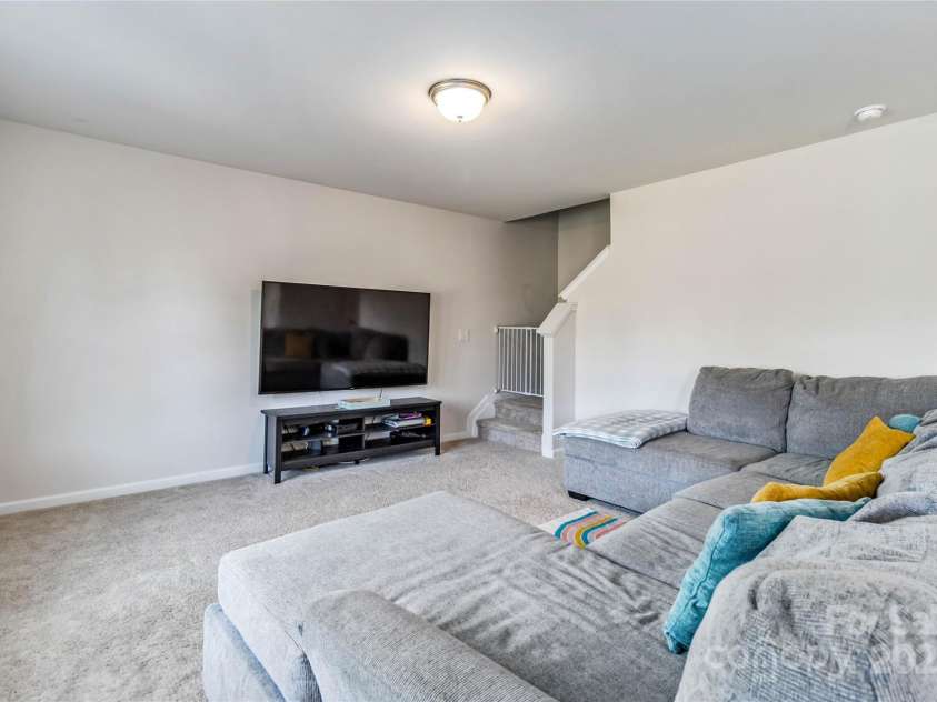 213 Morton Street, Shelby, NC 28152.  MLS# CAR4242582, YatesRealty ID 4031. 