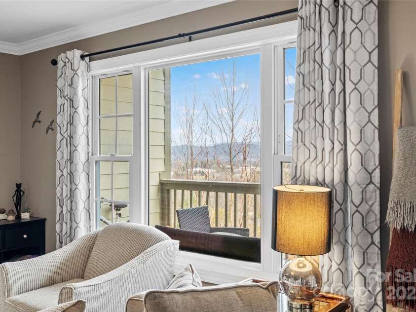 41 Rotunda Circle, Asheville, NC 28806.  MLS# CAR4225477, YatesRealty ID 4031. 